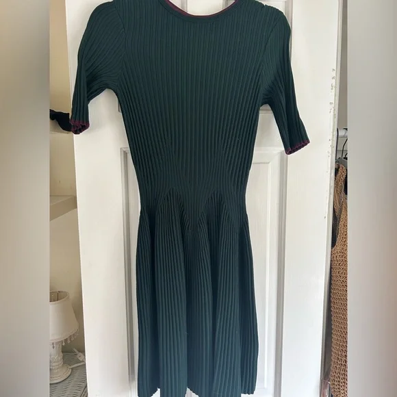 Ted Baker dark green knitted skater dress *New with tags**